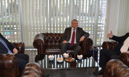Presidenti i FFM-së zhvilloi takim me numrin një të futbollit të Hungarisë