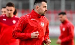 Aleksandar Trajkovski is not ready for the national team appearances. Churlinov is also uncertain due to injury